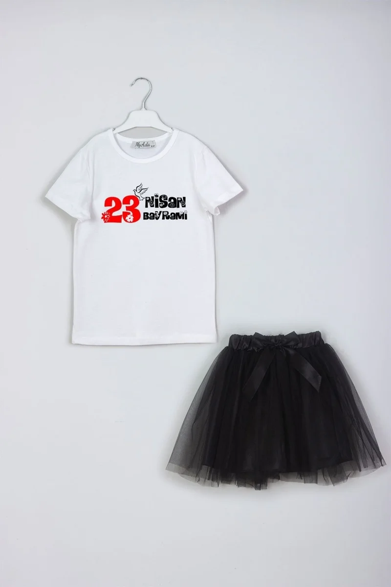 Myada Pigeon Detailed April 23 Printed Skirt T-Shirt Combination Set