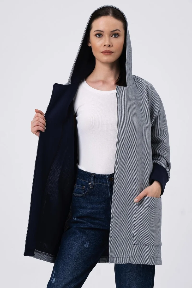 الكسندر جاردي Hooded Striped Cardigan Navy-White (B22-37701-WN)