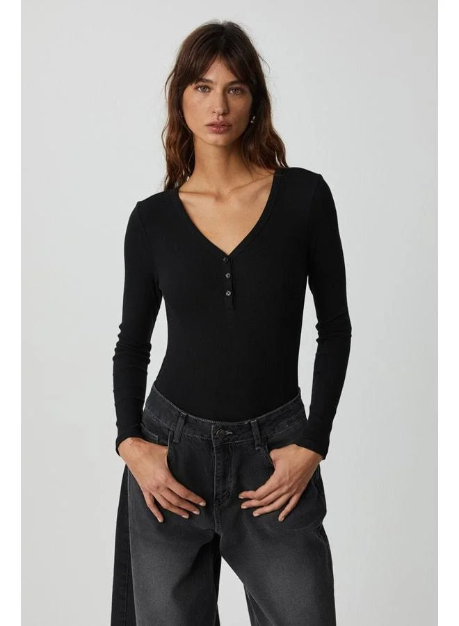 GRIMELANGE Kalanı Women's Long Sleeve Snap V-Neck Pleated Button Black Blouse.