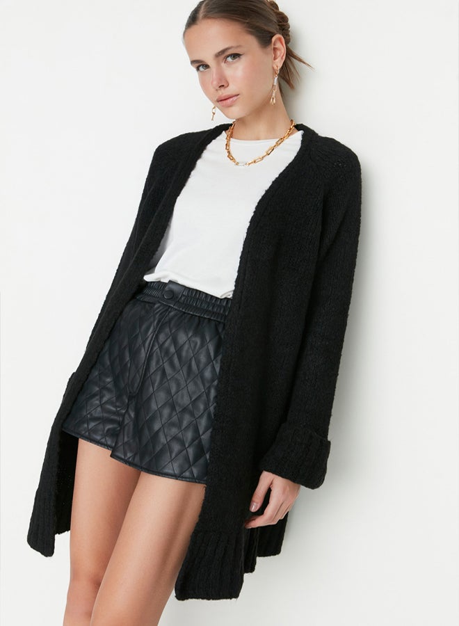 trendyol Black Wide Fit Soft Textured Knitwear Cardigan - Image 2