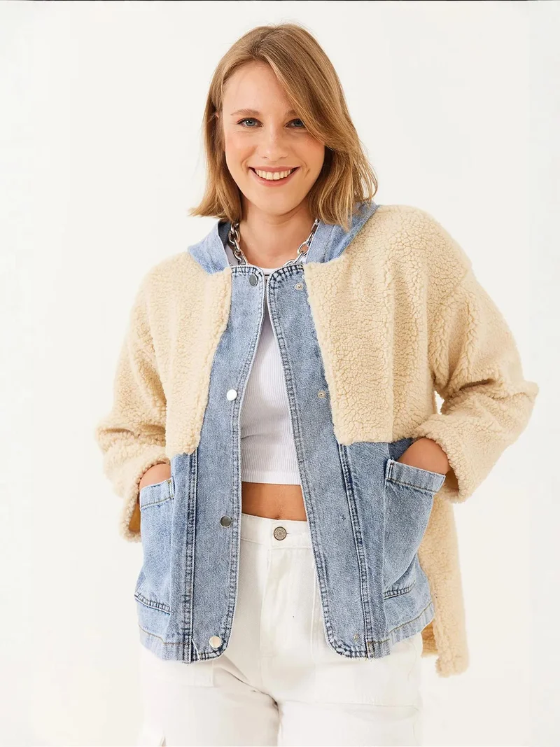 بيانكو لوتشي معطف فرو صناعي بغطاء رأس وبطانة قطيفة