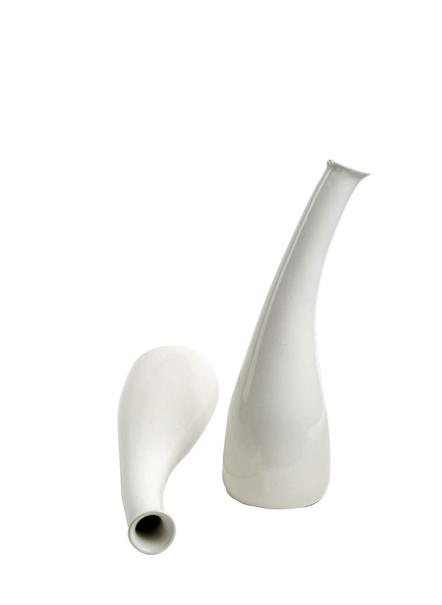 Caffeine caffeine Ceramic Handmade White Studio vase (Set of 2)  - Image 1