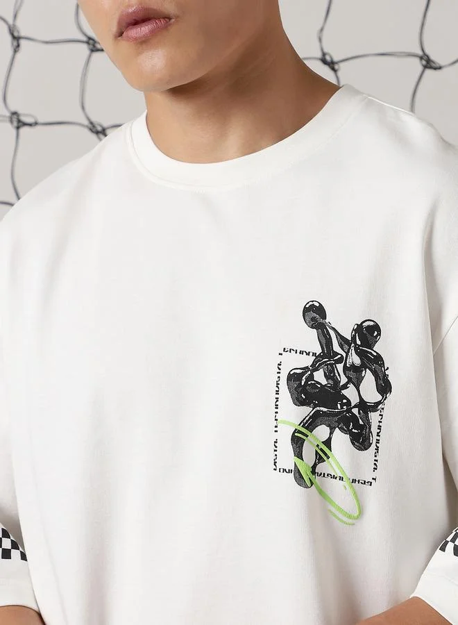 Hubberholme Men Futuristic Printed Oversized Fit T-Shirt