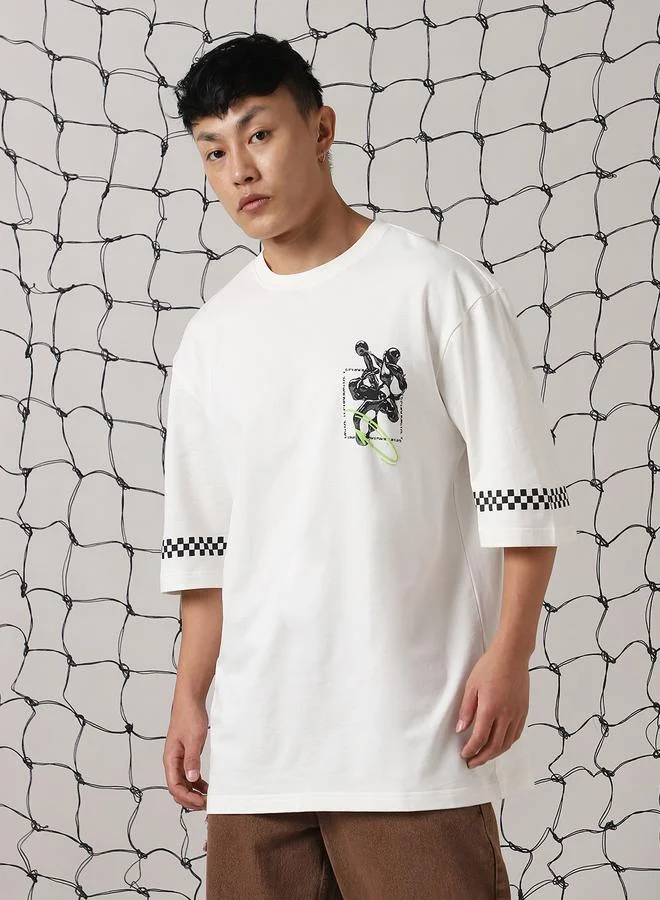 Hubberholme Men Futuristic Printed Oversized Fit T-Shirt