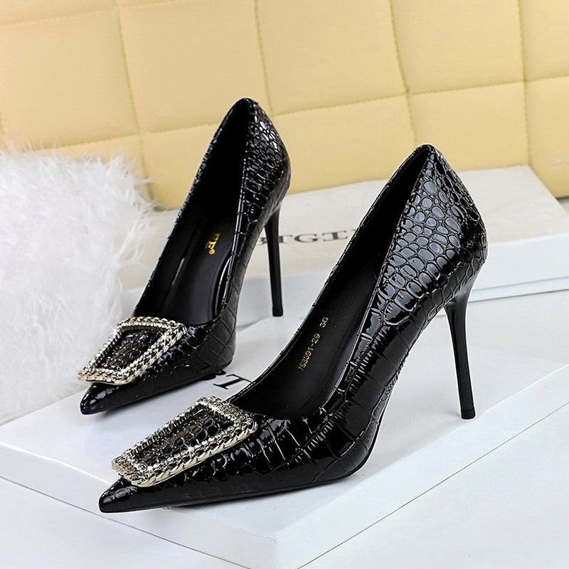 3391-K66 Style Banquet High Heels Stiletto Stone Pattern Patent Leather Shallow Mouth Pointed Buckle High Heel Shoes - Image 1