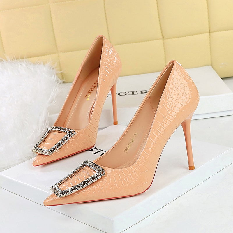 3391-K66 Style Banquet High Heels Stiletto Stone Pattern Patent Leather Shallow Mouth Pointed Buckle High Heel Shoes - Image 3