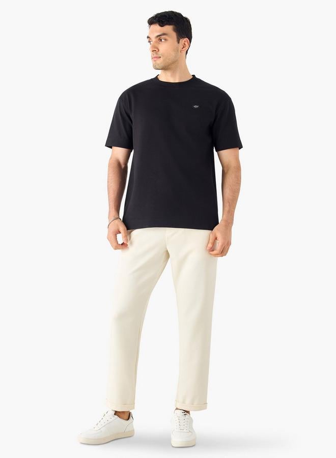 ايكونيك تيشيرت مزين بياقة ضيقة وأكمام قصيرة من آيكونيك - Image 2