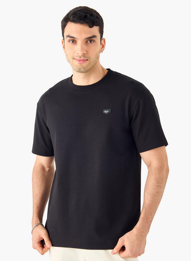 ايكونيك تيشيرت مزين بياقة ضيقة وأكمام قصيرة من آيكونيك - Image 1