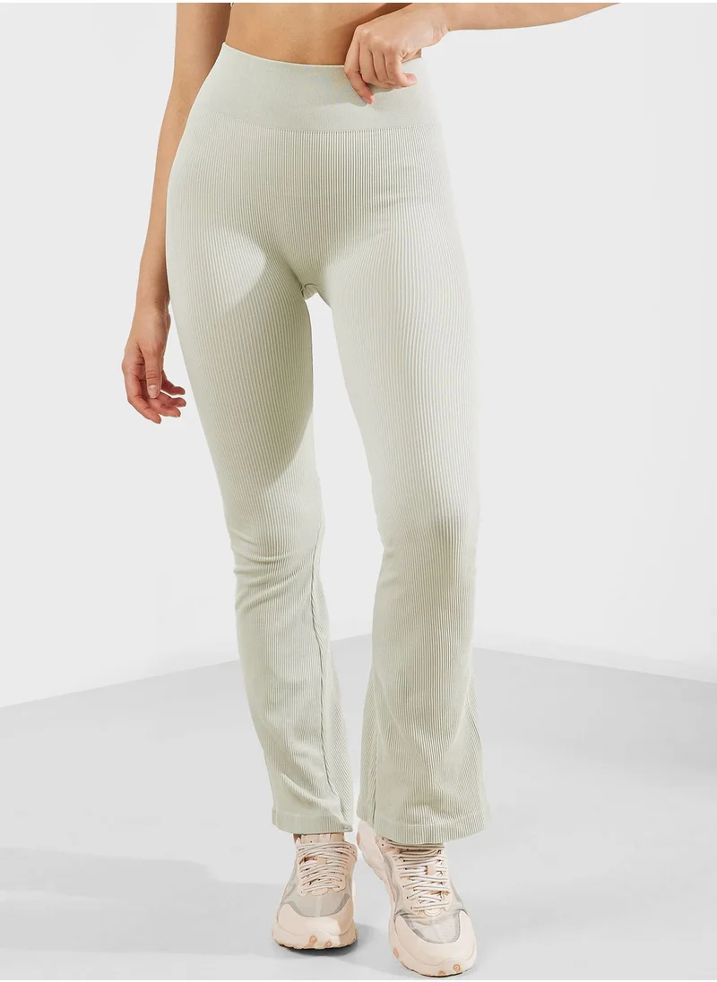 FRWD Sports Bra And Flared Leggings Set