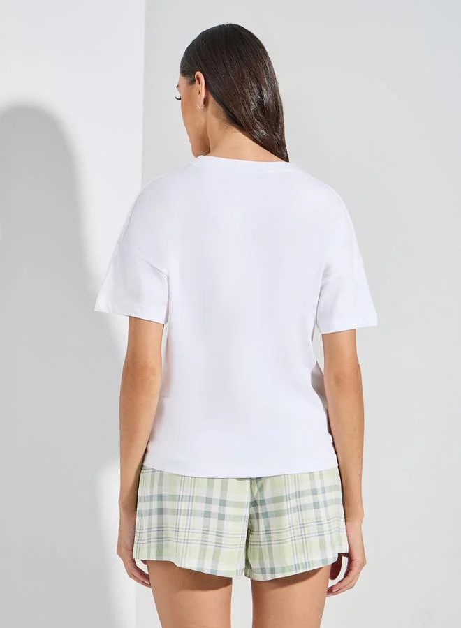 ستايلي Drop Shoulder Solid T-Shirt and Placket Detail Shorts Set