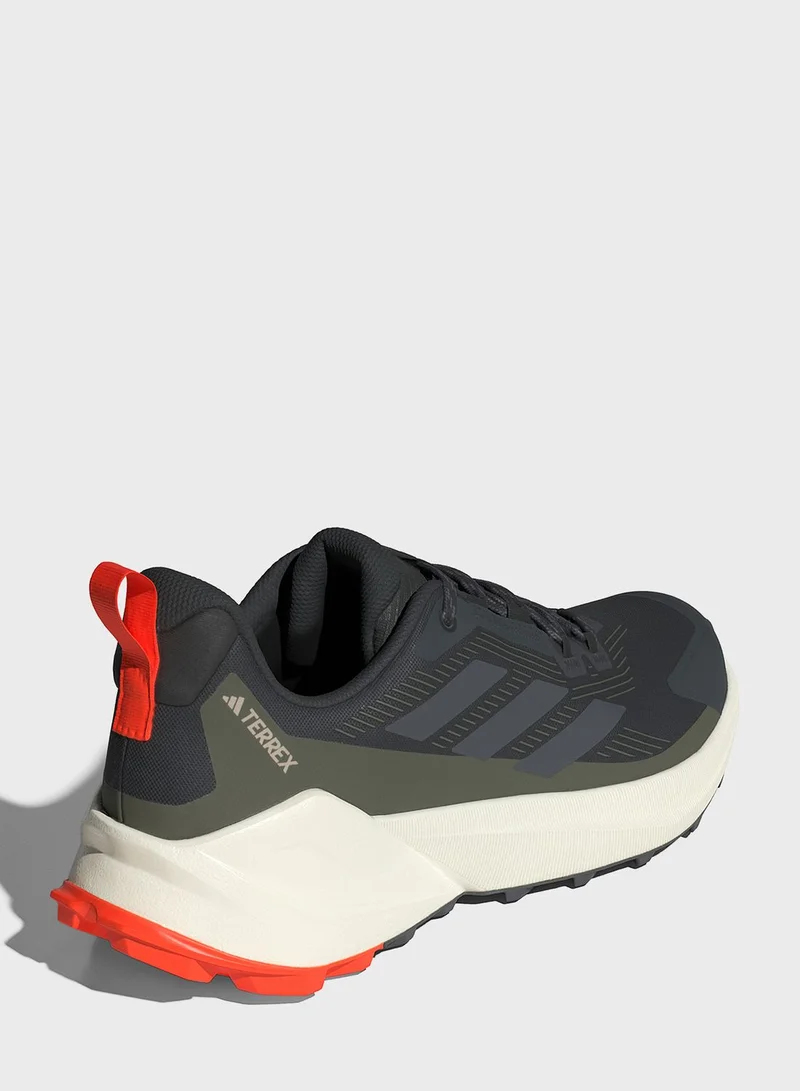 adidas تيريكس تريل ميكر 2