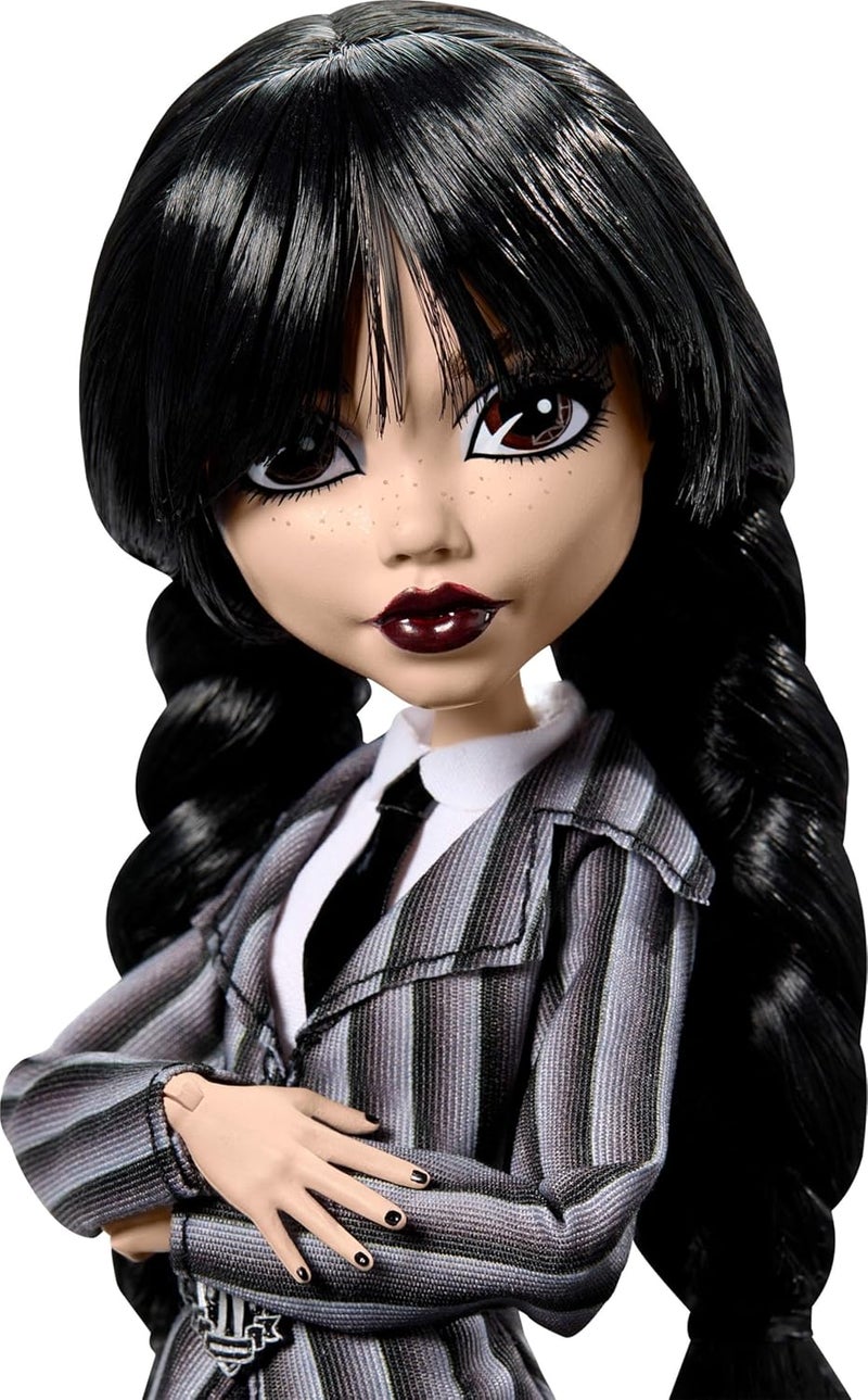 مونستر هاي دمية Monster High Wednesday وملحقاتها، شخصية Wednesday Addams القابلة للتحصيل بزي Nevermore Academy مع أيادي باردة وحقيبة ظهر، حامل الدمية HXJ04 - Image 2