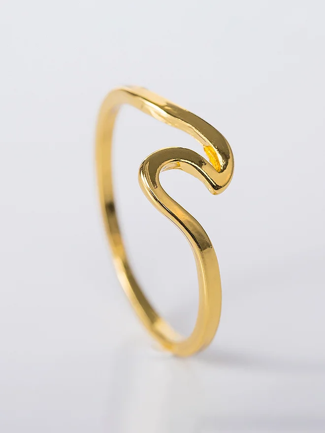 Styli Wave Band Ring