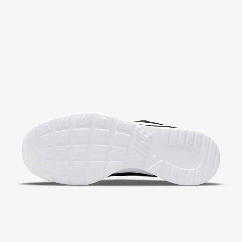 Nike Women's Tanjun Shoe