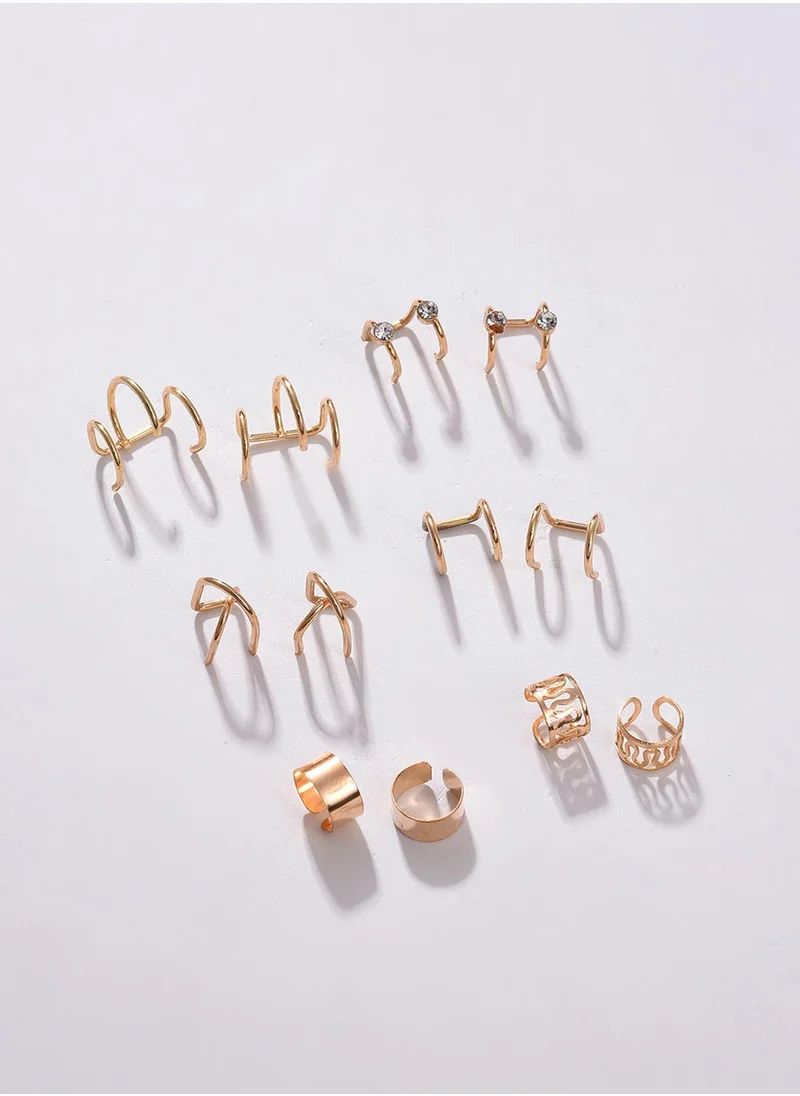 SOHI Contemporary Stud Earrings