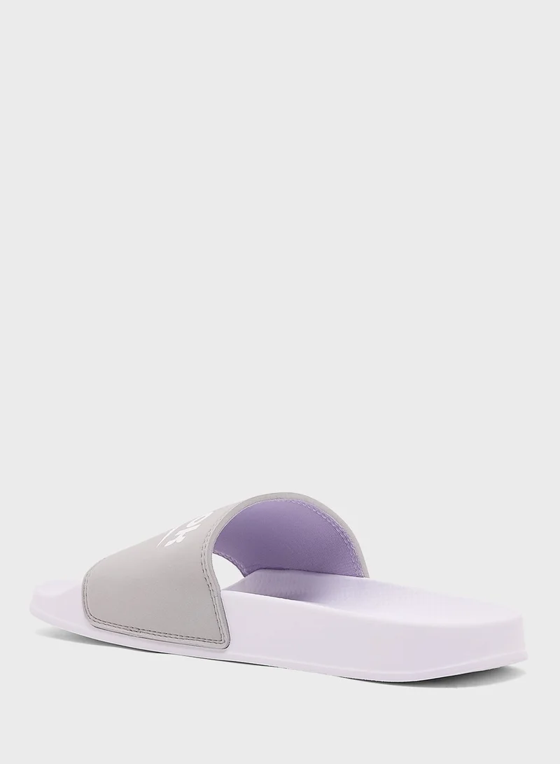 ريبوك شبشب فولجيري من ريبوك