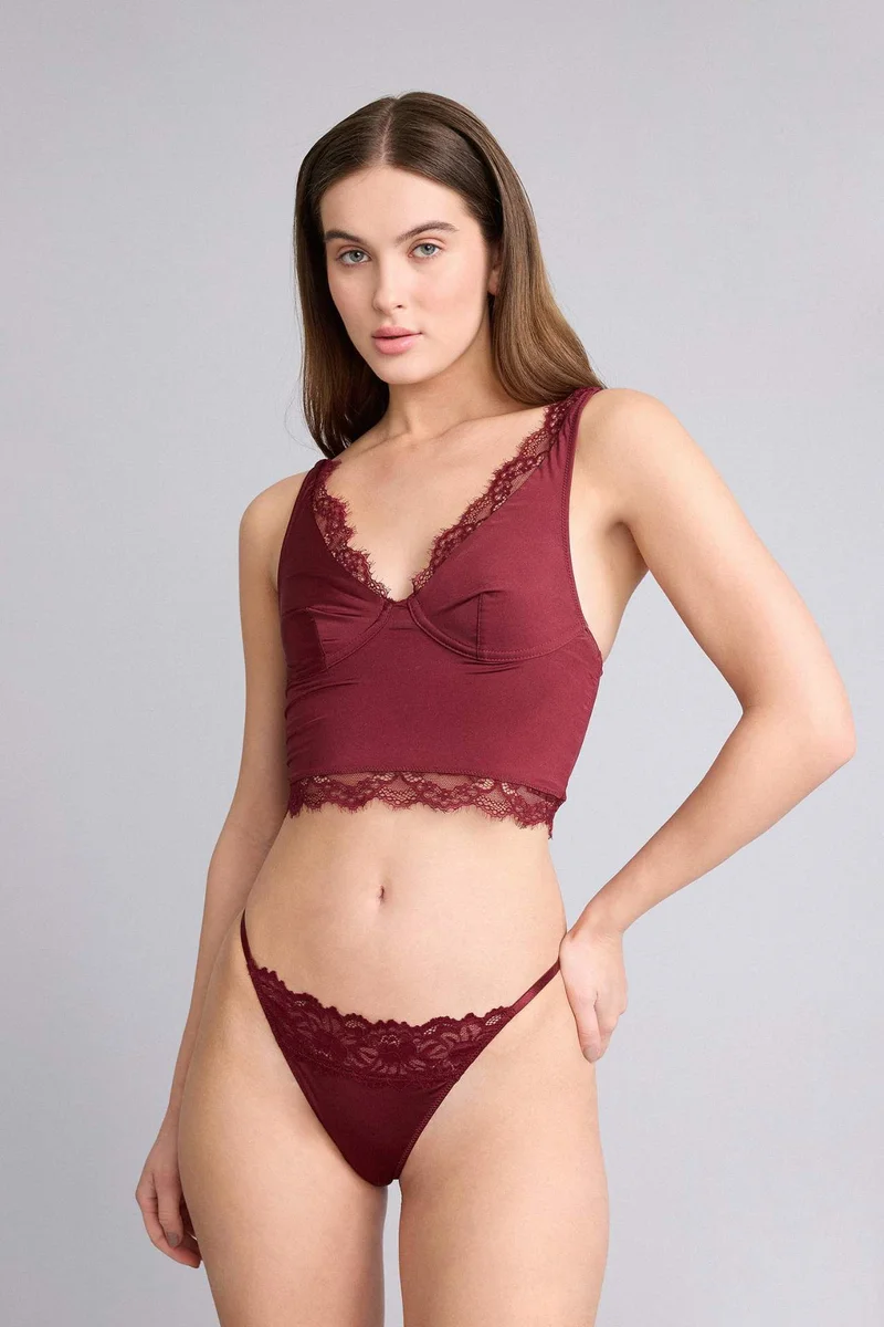 ديفاكتو Satin Lace Top