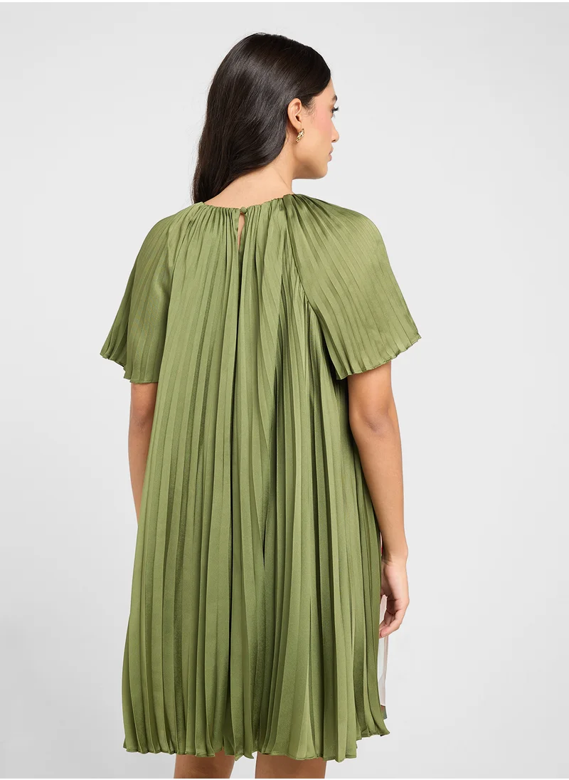 تيد بيكر Vinlaa Short Sleeve Pleated Mini Dress