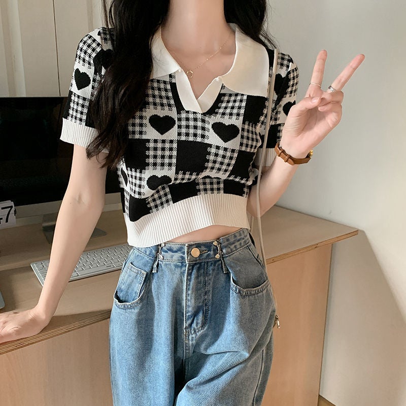 Chic Slim-Fit Knit Polo Tee for Women Black  - Image 1
