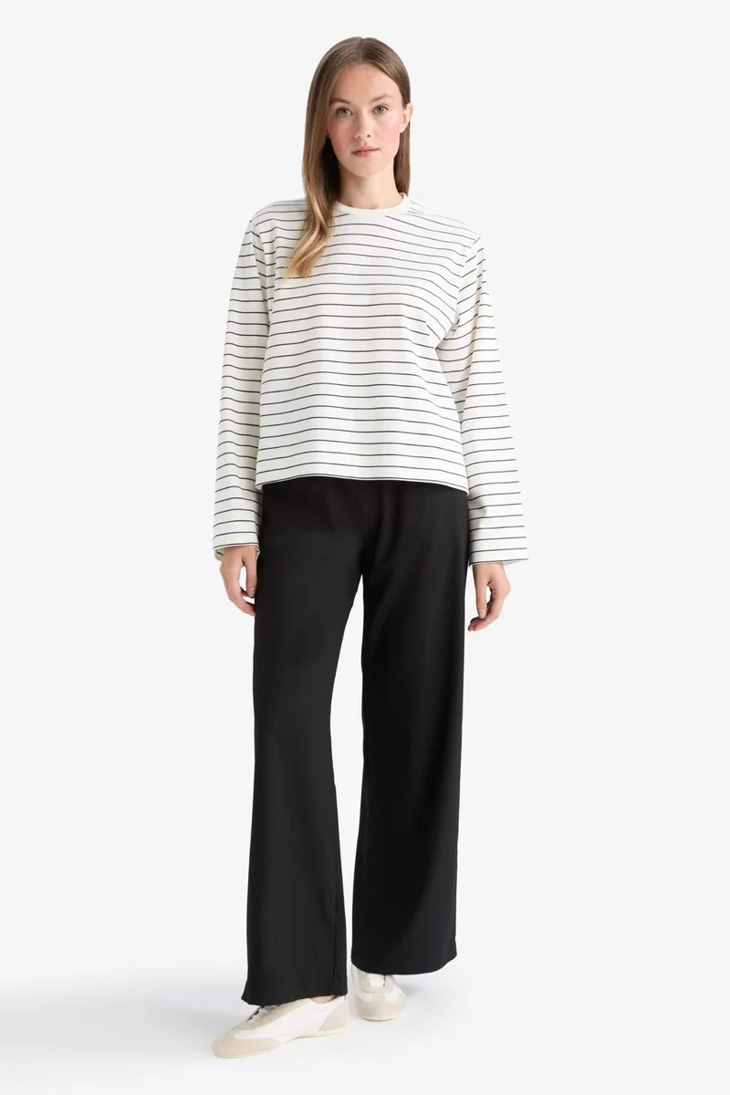 ديفاكتو Wide Leg Trousers