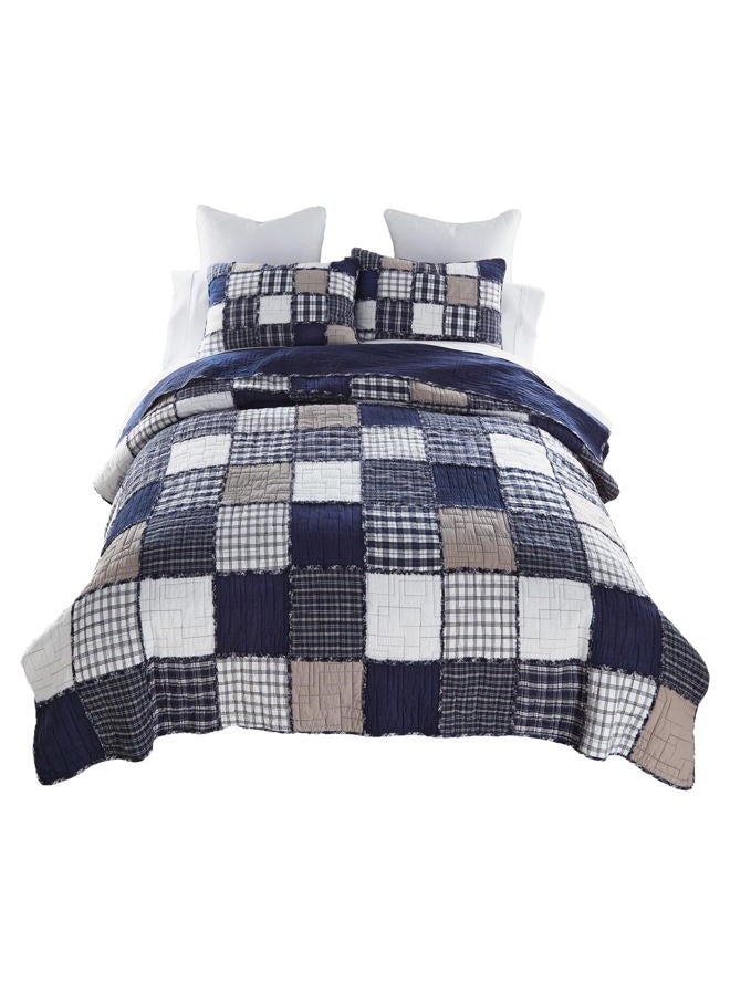 Donna Sharp Checkerboard Indigo- Queen Quilt Set, Measures 90 x 90, Includes 1 Quilt and 2 Standard Shams, Machine Washable - Image 3