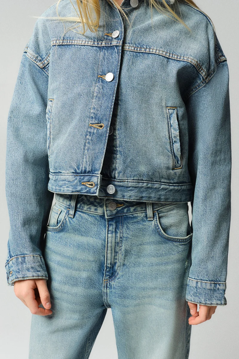 H&M Baggy Fit Bootcut Leg Jeans