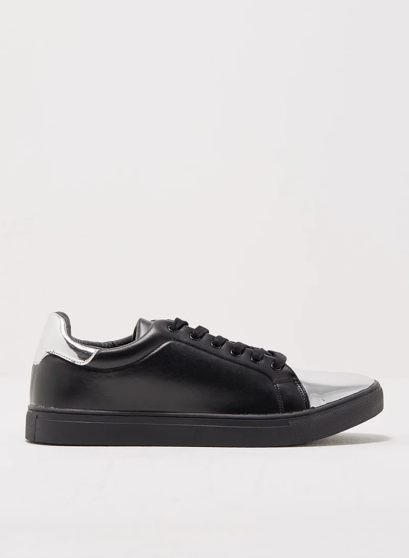 Seventy Five Casual Sneakers
