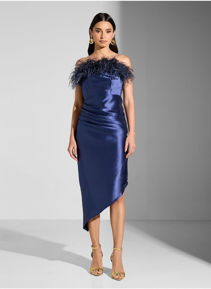 Namshi x Feather Trim Bandeaux Dress With Detachble Waist Skirt  - Image 5