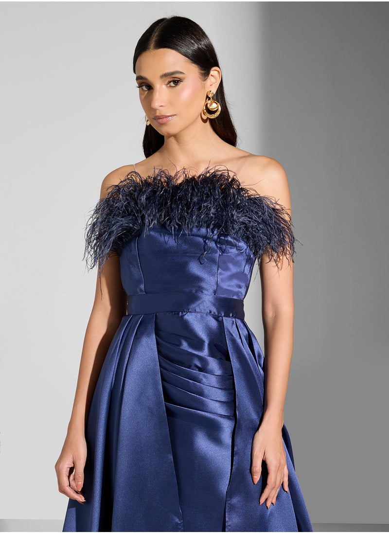 Namshi x Feather Trim Bandeaux Dress With Detachble Waist Skirt  - Image 3