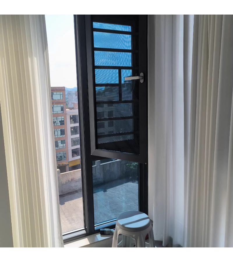 Light Blue Self-Adhesive Window Film 23.62x59.06in Sun Protection Privacy Glass - Image 5