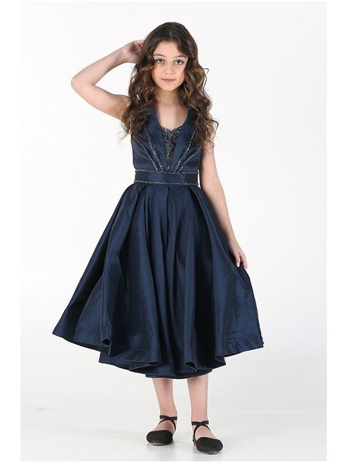 Girls' elegant elegant cut dress of taffeta, soft Shanton, ribbon with ribbons in the chest with an elegant belt at the waist from the bottom, a cloche story