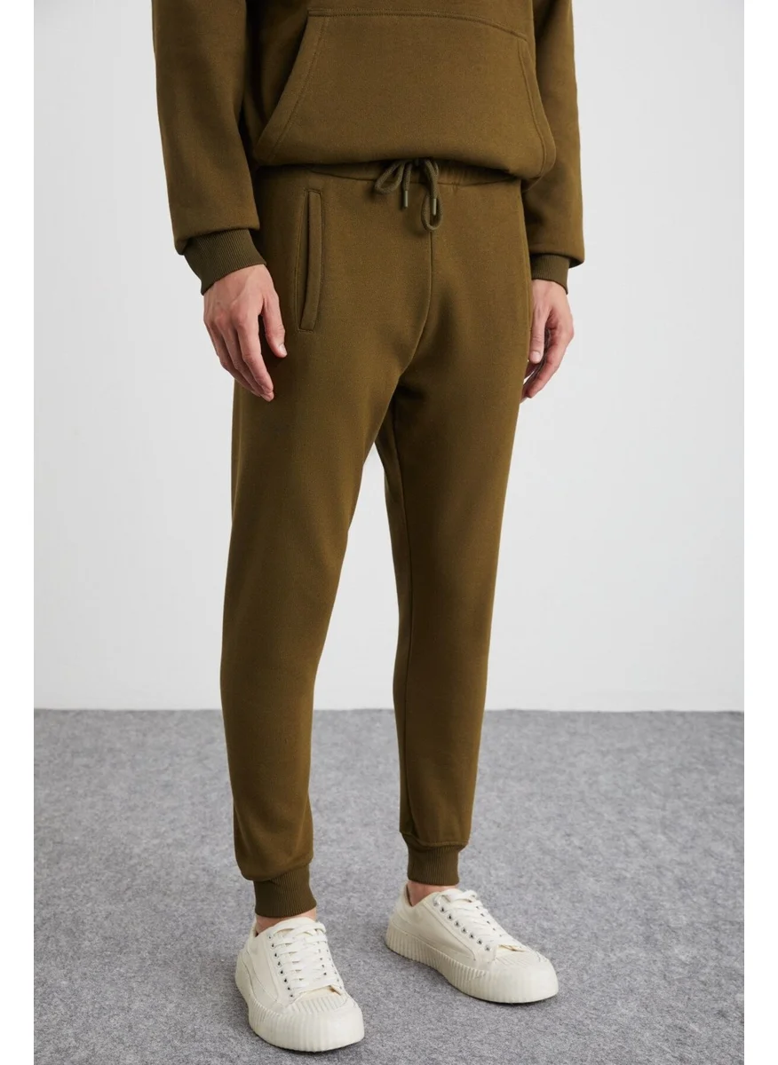 جريميلانج Hakone Men's Basic Soft Regular Fit Elastic Leg Organic Cotton Khaki Sweatpants