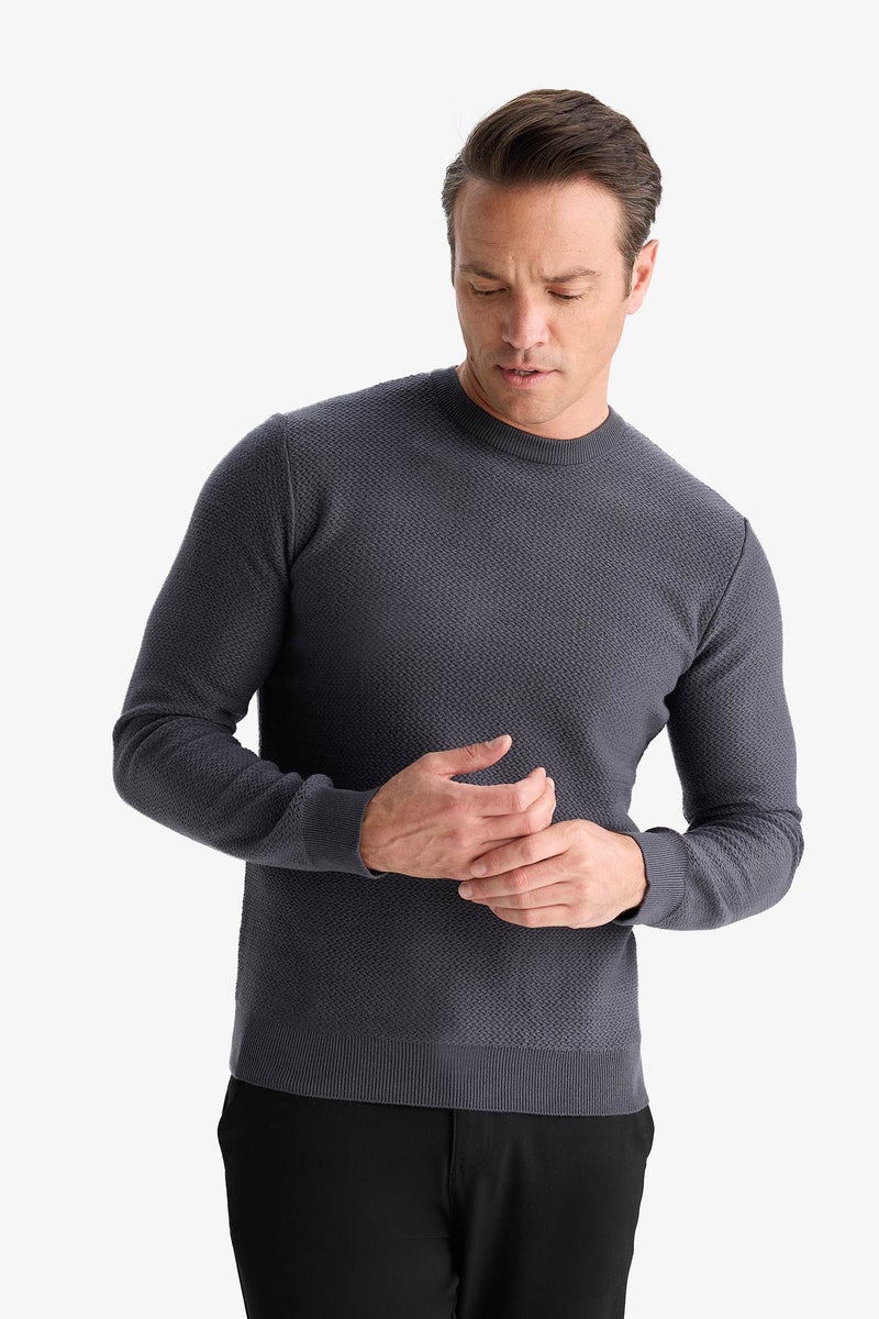 DeFacto Grey Man Standard Fit Crew Neck Knitwear Pullover Casual - Image 3