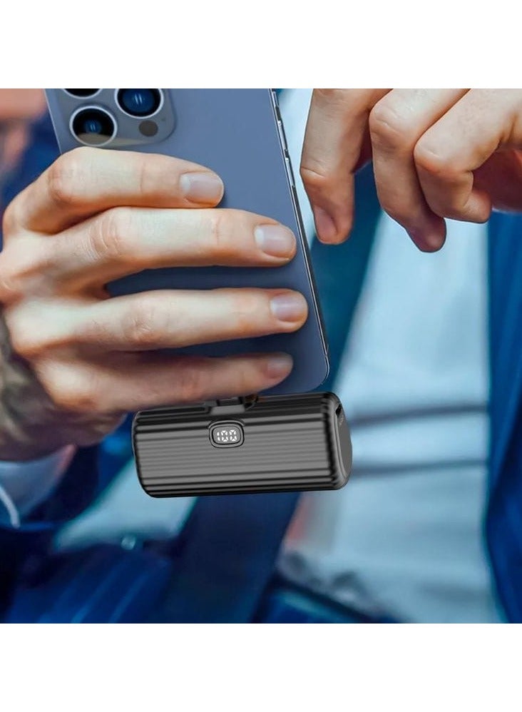 GREEN LION "Green Lion 5000mAh Compact Power Bank: Efficient Charging with Built-In Lightning Cable and USB-C Compatibility for Versatile Device Support" - Image 3