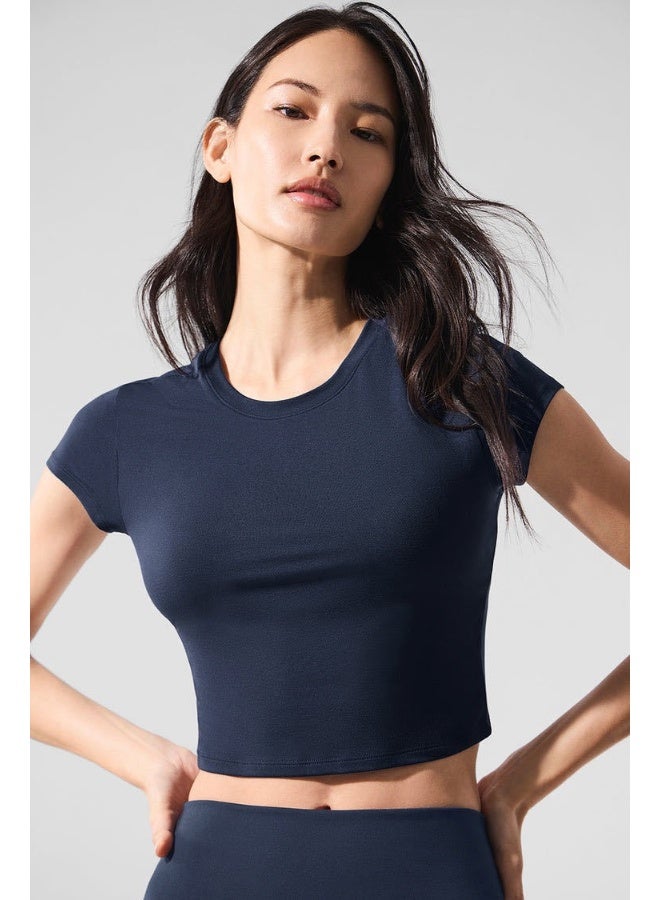 alo Alo Yoga Short Sleeve T-Shirt for Training and Yoga - Perfect Fit for Active Movement - Image 2