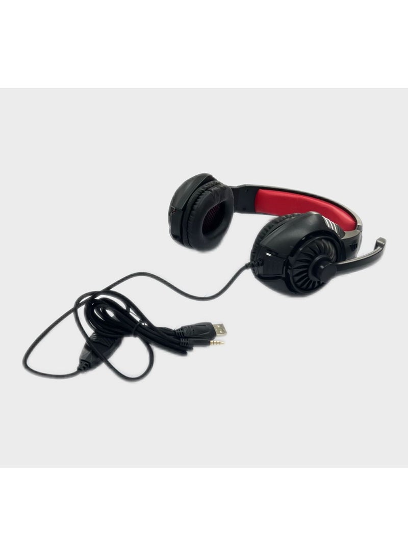 wired black and red color headset from Pro Yard