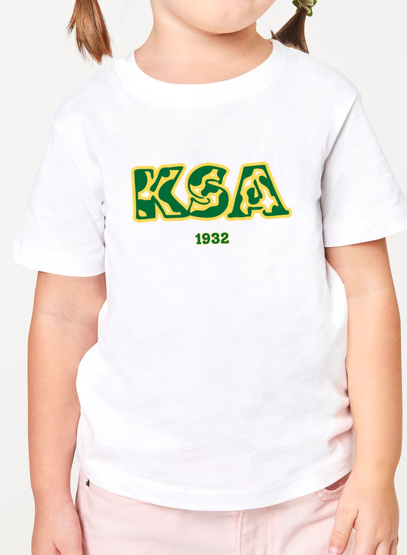 لوحة تيشيرت قطن للأطفال مناسب للأولاد والبنات لمناسبة اليوم الوطني السعودي أو للفخر بالانتماء للوطن في كل الأوقات - Image 2