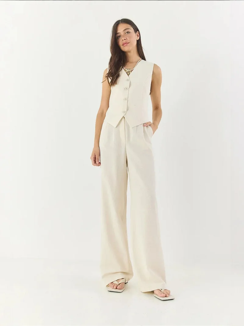 Bianco Lucci LUCCI V-neck Vest and Wide Leg Pants Two-Piece Coord Set