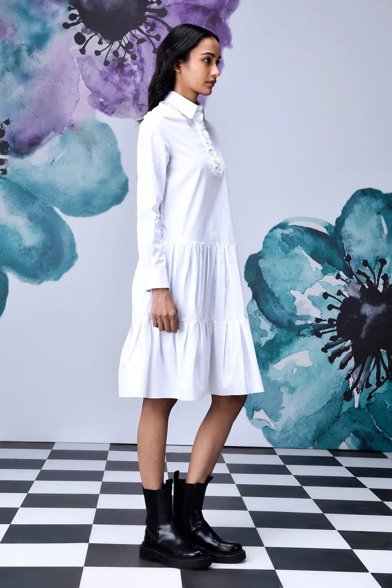 Genes Lecoanet Hemant Sequin Placket Relax Fit Dress- White