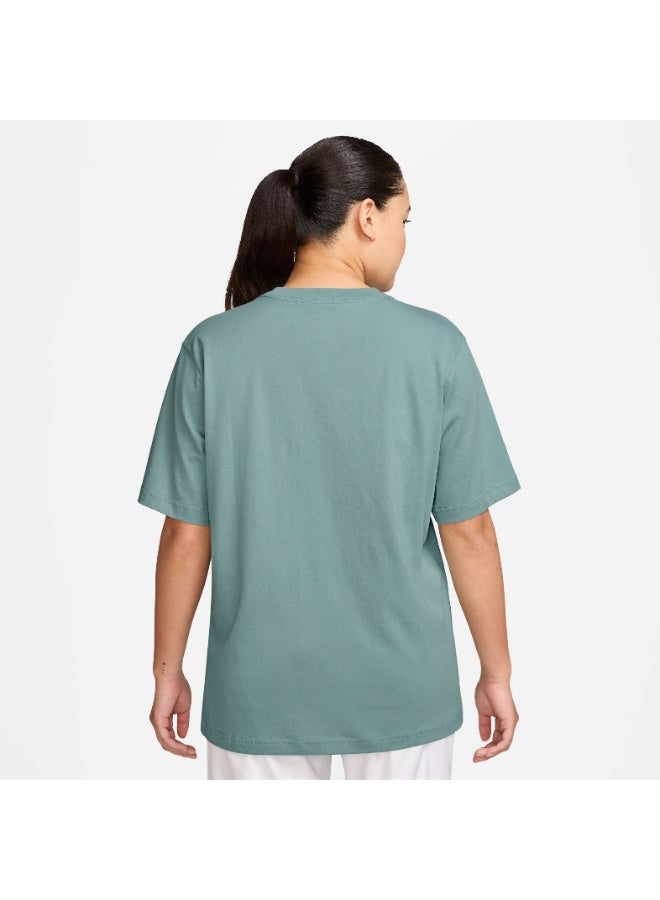 Nike Women’s Nike Sportswear Short-Sleeve Tee Back-To-School OC - Image 3