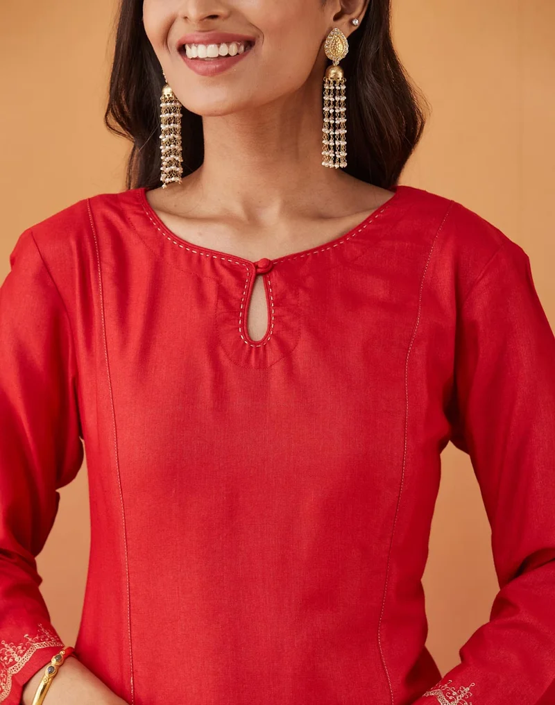 Fabindia Red Viscose Silk Slim Fit Embroidered Long Kurta
