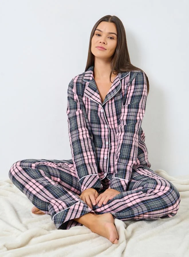 ستايلي طقم قميص بنقشة مربعات وأزرار أمامية مع بنطال