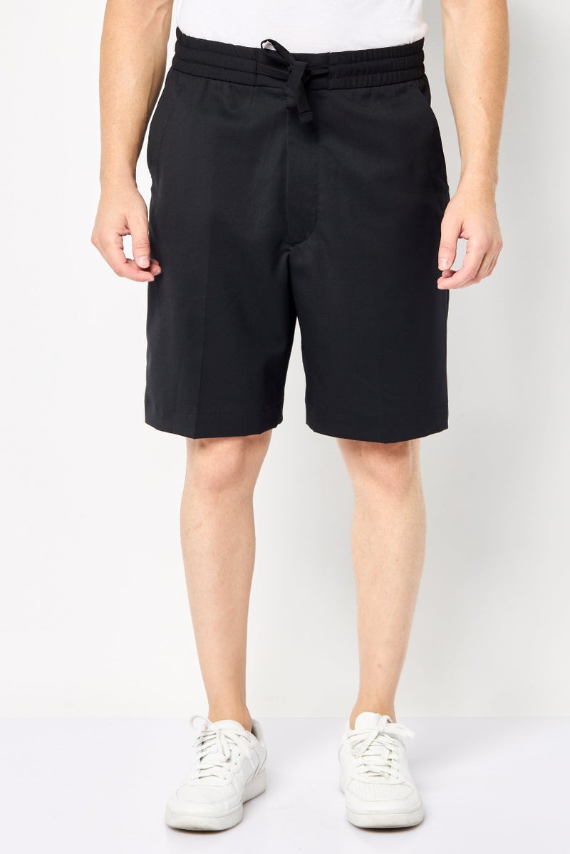 GANT Men Drawstring Solid Basic Shorts, Black - Image 1