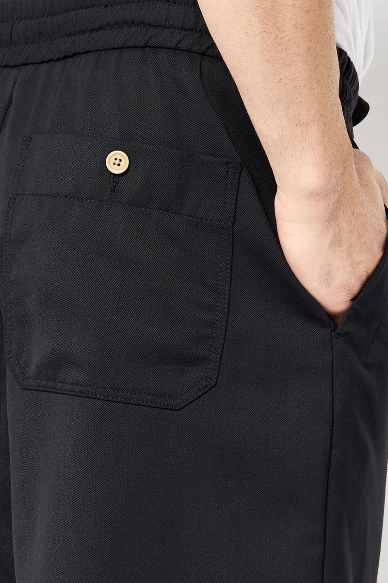 GANT شورتات أساسية بسيطة للرجال بحبل سحب، أسود - Image 5