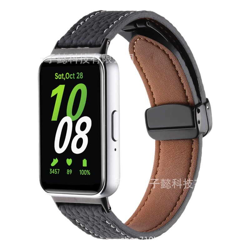 سوار ساعة ذكية سوار جلدي كلاسيكي متوافق مع Samsung Galaxy Watch بملاءمة قابلة للتعديل وحزام بديل باللون أسود قابل للتعديل - Image 1