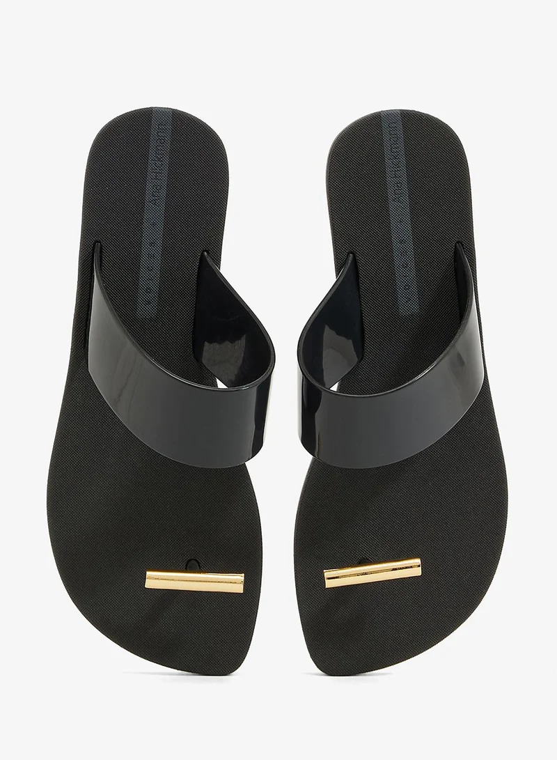 Voices Black-Black-Gold Look Minimal Me Women'S Single Strap Sandals - Black for Women | Best Price UAE