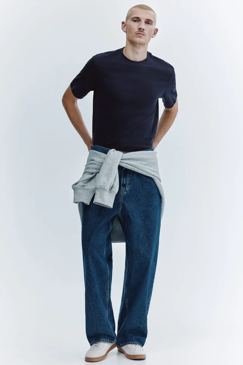 اتش اند ام تي-شيرت من القطن بقصة عادية