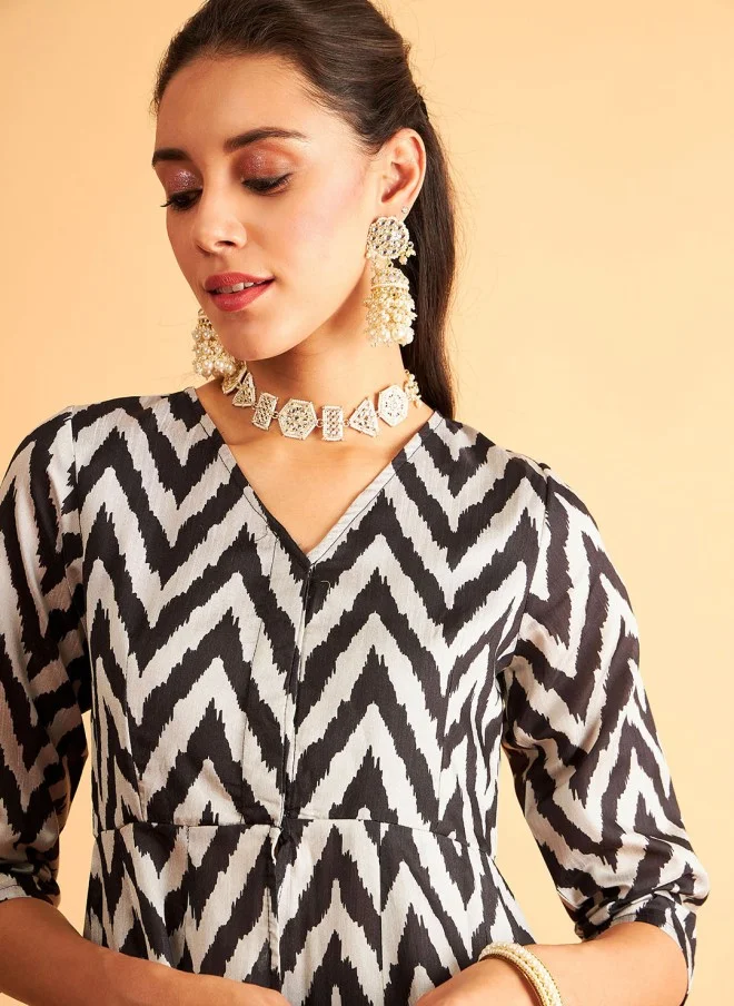 SASSAFRAS Chevron Printed Anarkali Kurta for Women
