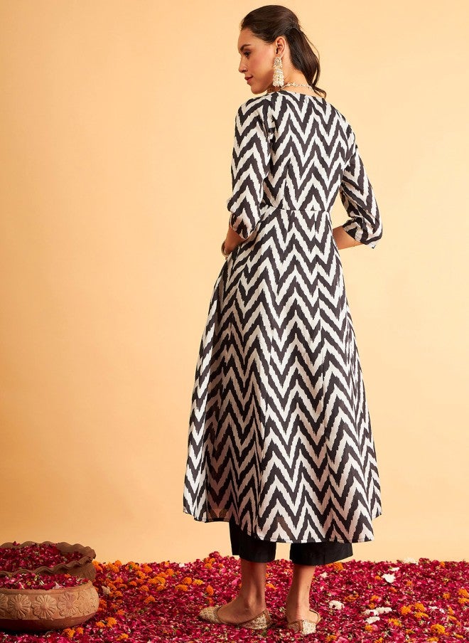 SASSAFRAS Chevron Printed Anarkali Kurta for Women - Image 4