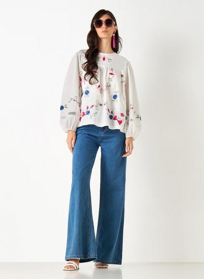 ايكونيك بلوزة مطرزة بياقة مستديرة وأكمام منفوخة من آيكونيك - Image 2